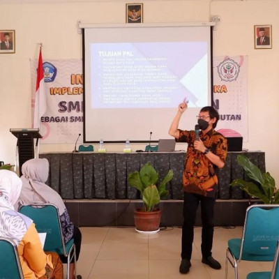 Workshop PKL oleh PT Industri Jamu dan Farmasi Sido Muncul Tbk.