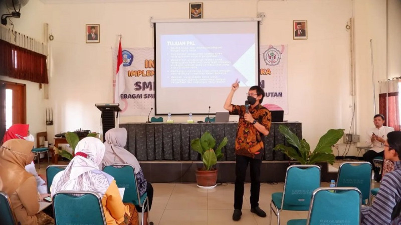 Workshop PKL oleh PT Industri Jamu dan Farmasi Sido Muncul Tbk.