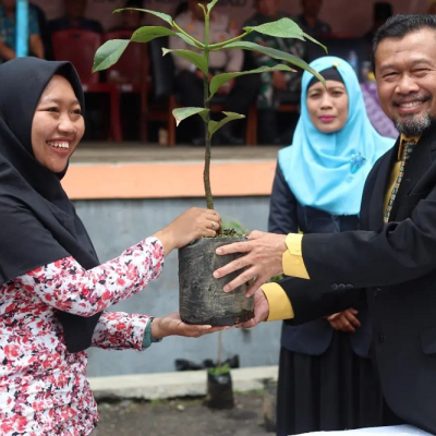 Parade Peserta Didik Kelas X SMK Negeri 1 Bawen Tahun 2022 (Ekstrakurikuler)
