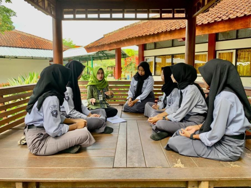 Konseling Kelompok Suka Rela oleh Lailatul Uktafiyah, S.Pd.