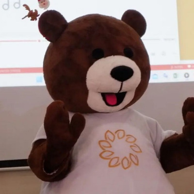 The Wujil Goes To School SMK Negeri 1 Bawen