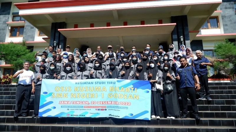Studi Tiru oleh SMK Negeri 1 Godean, Sleman, Yogyakarta