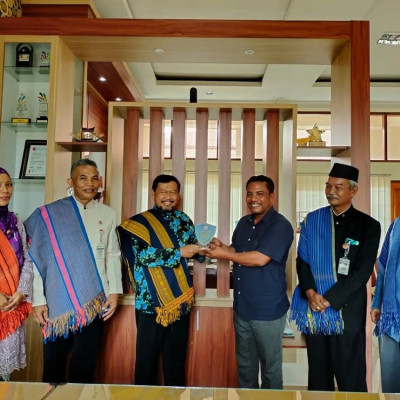 Studi Tiru SMK Negeri 1 Waibakul