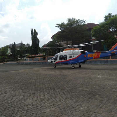 PENDARATAN HELIKOPTER DI SMK NEGERI 1 BAWEN PART 1